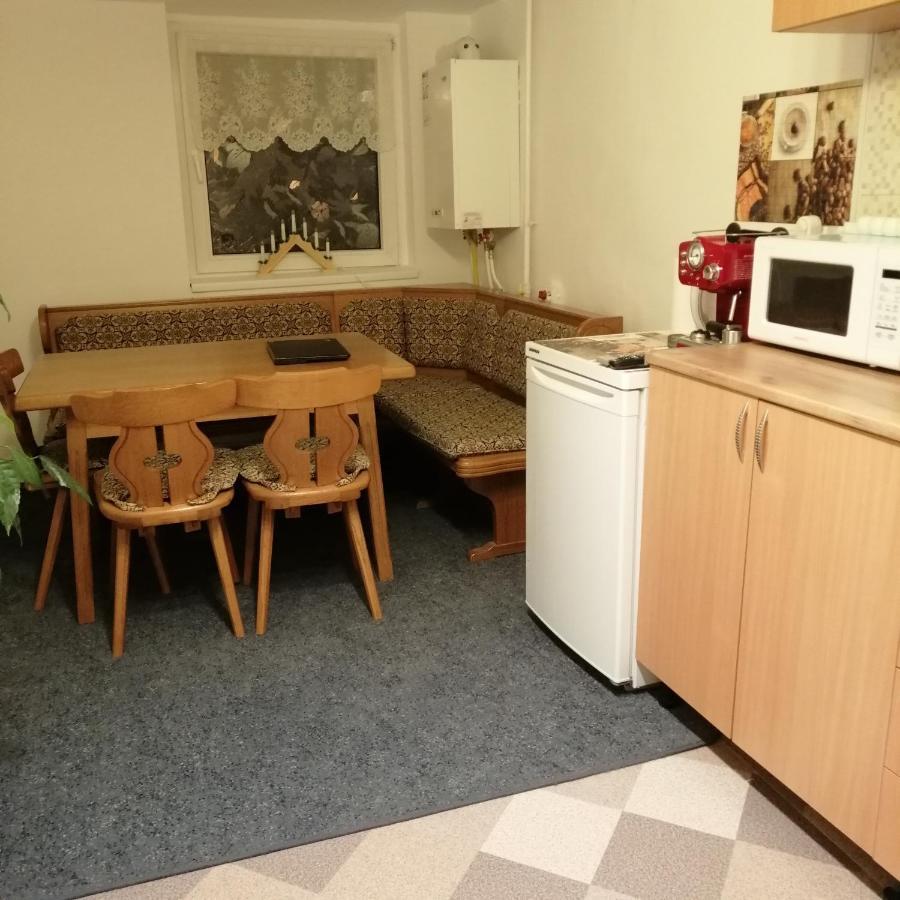 Karla Residence / Greta Residence Resita Eksteriør billede